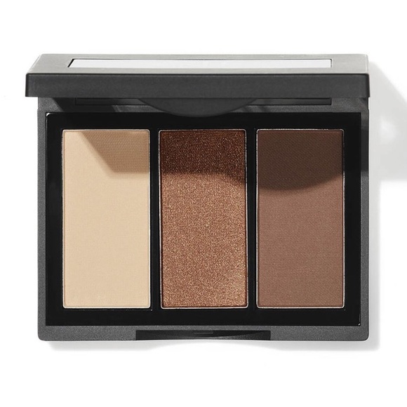 NEW ELF Sculpting Eye Shadow Trio - Picture 2 of 2